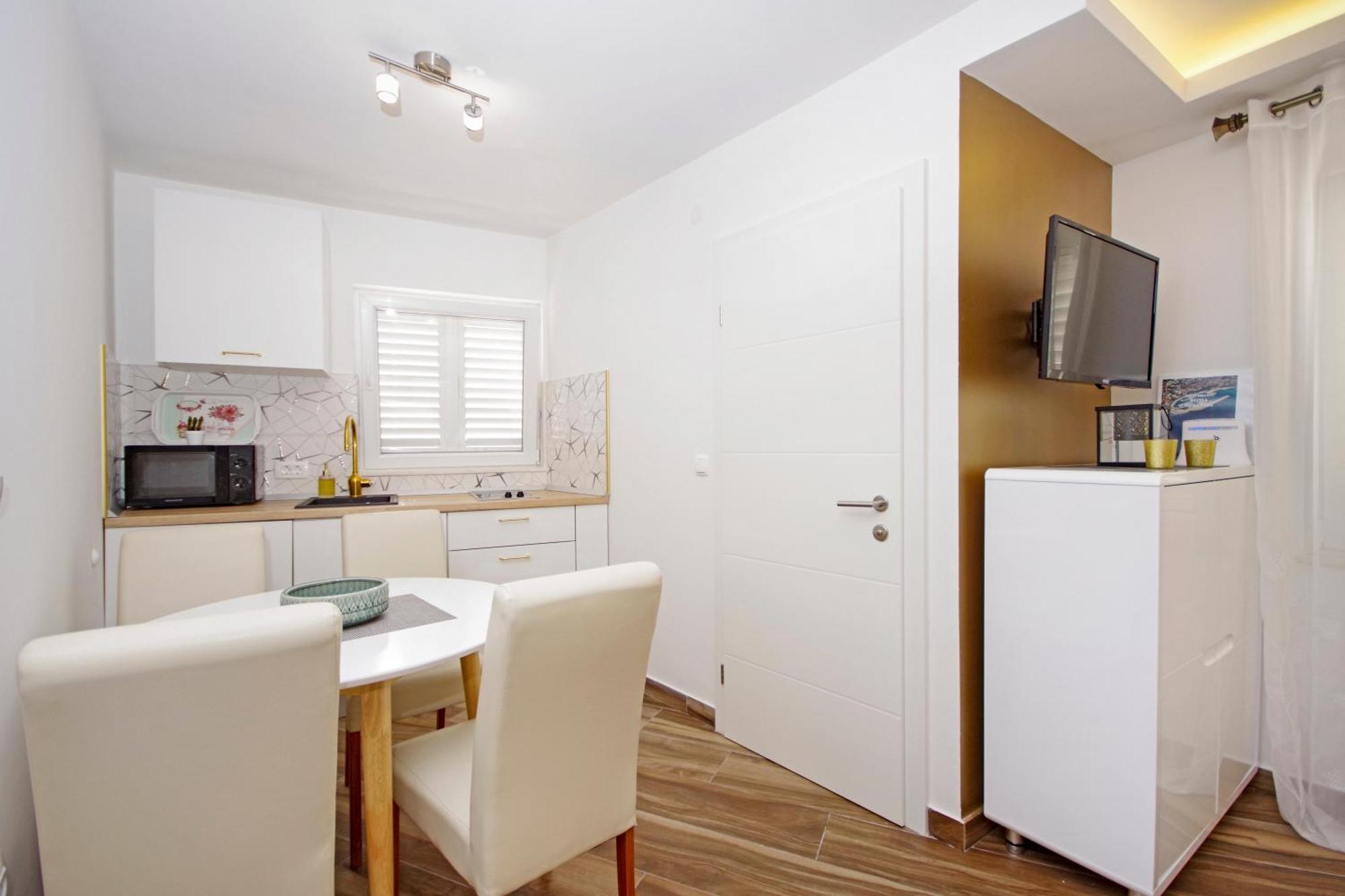 Apartments Roma Baška Voda المظهر الخارجي الصورة