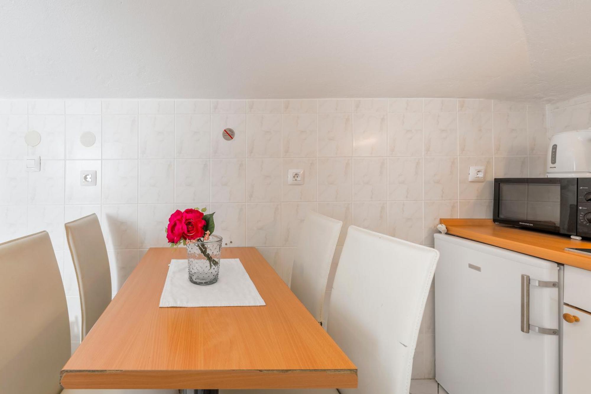 Apartments Roma Baška Voda المظهر الخارجي الصورة